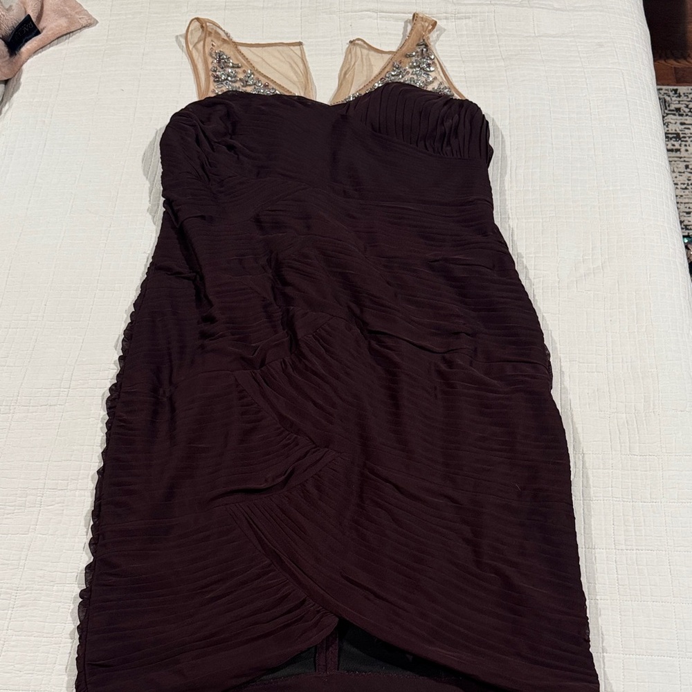 Adrianna Papell Black and Gold Dress